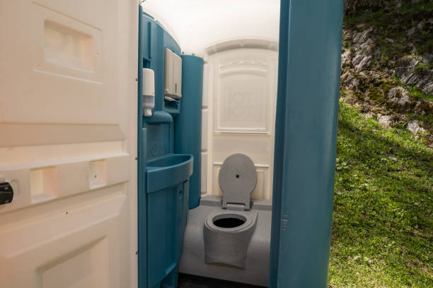Best Sanitation services for porta potties  in North Bay Shore, NY